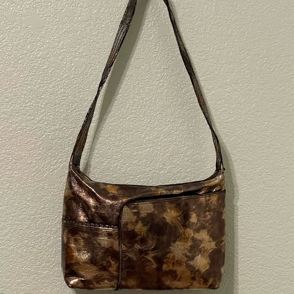 Multi metallic leather embossed - Picture 3 of 11